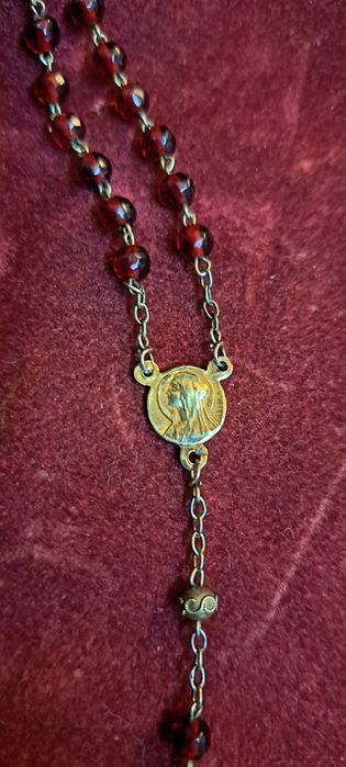 Terço em prata muito antigo.