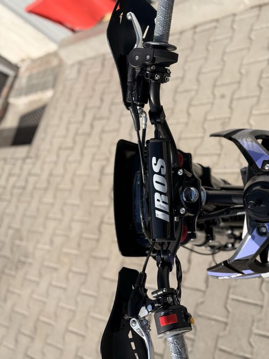 Мотоцикл IROS RS-68 yx140cc