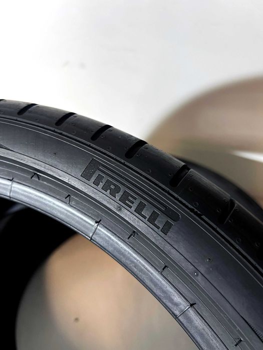 Pneus Pirelli Pzero PZ4 - 275/30/20 - Excelentes