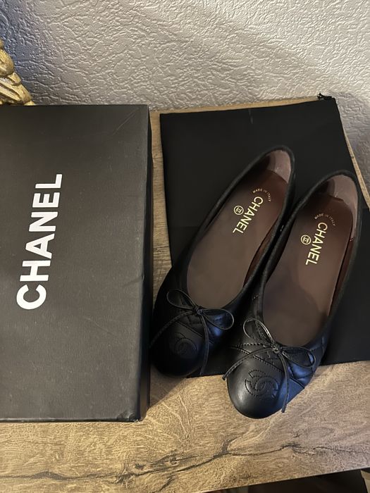 Балетки в стилі Chanel чорні
