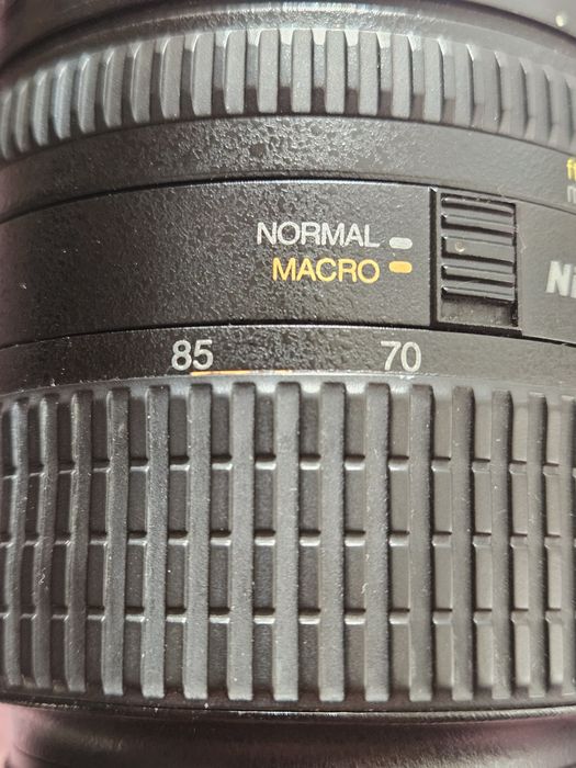 Объектив Nikkor AF 24-85 1:2,8 -4 D