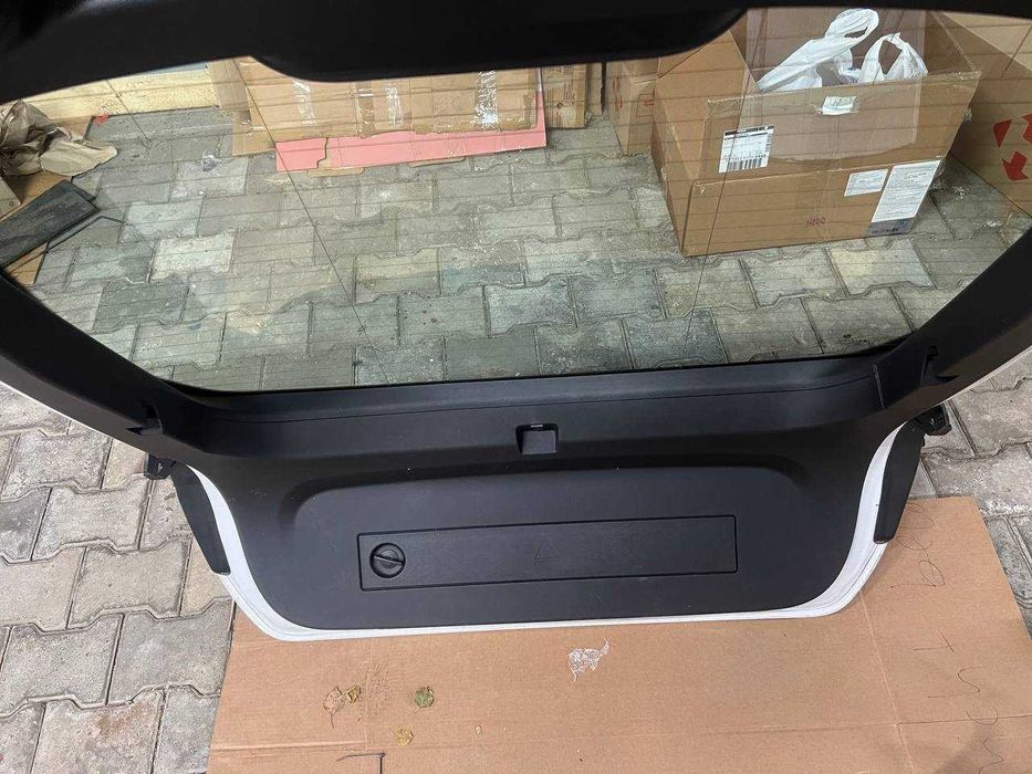 BMW 4 I4 G26 Кришка багажника ідеальна в колір A96 НАЯВНІСТЬ!!!