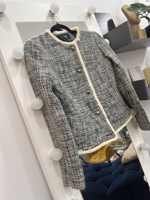 Піджак Armani майже новий