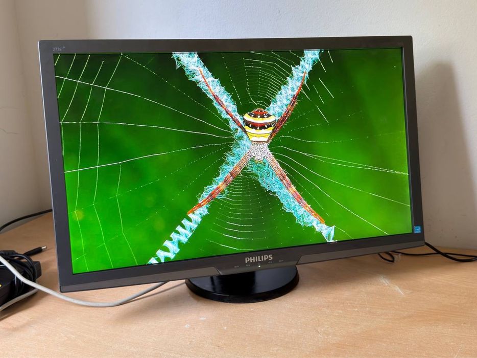 Монітор Philips 273E / 27″ / Full HD / HDMI