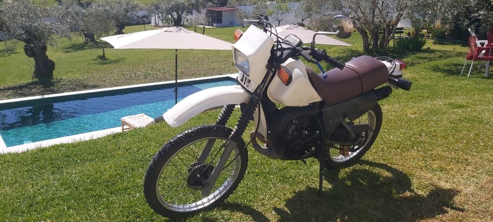 Yamaha DT 125 MX - Mota antiga | Mota Clássica