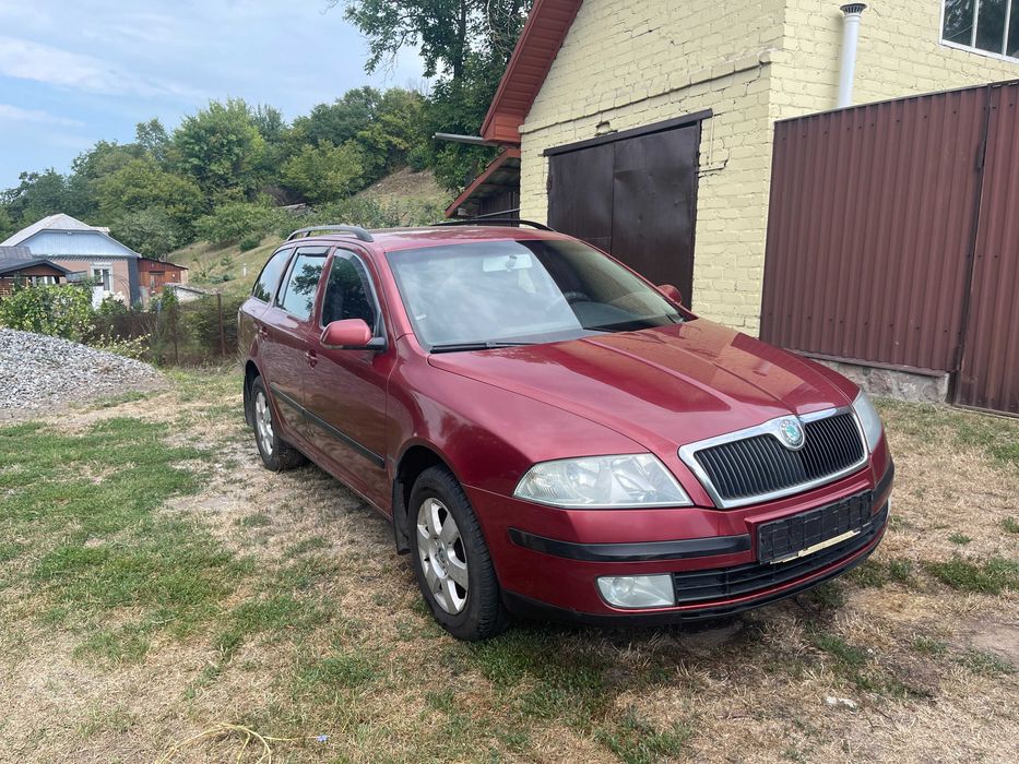 автомобіль шкода А 5.