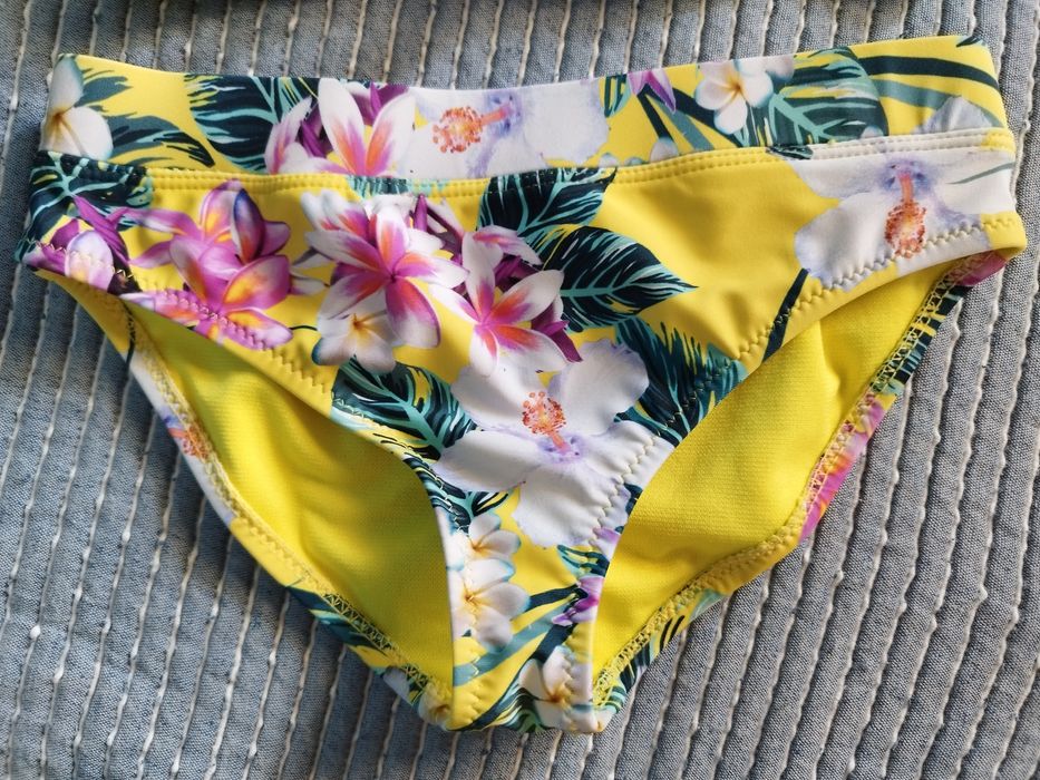 Bikini da River Island, tamanho 5-6 anos