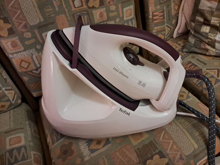 Żelazko generator pary Tefal Easy Pressing