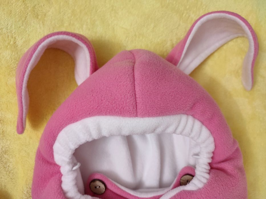 Кокон Зая рожевий ЗИМА 0-3

Шапочка на зав'язках однотонна флісова рож