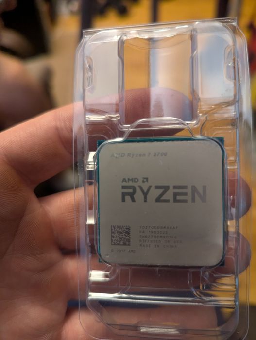 Procesor Ryzen 7 2700