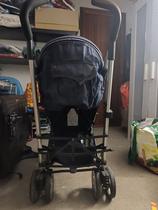 Carrinho bengala Chicco Liteway