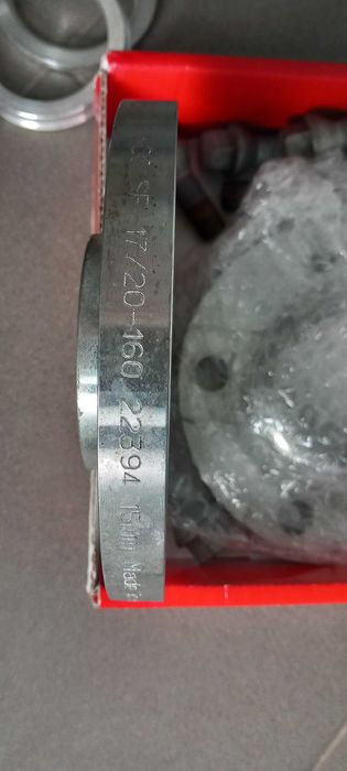 Espaçadores/ alargadores de via 5x114.3  de 15mm