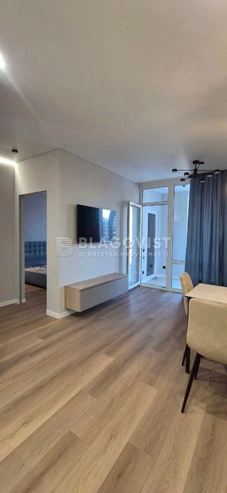 Варшавський Плюс Подільський 1к з ремонтом на Виговського 40/12