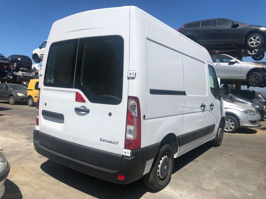 RENAULT MASTER III 2.3 DCI DE 2018 PARA PEÇAS ( 43 KM )