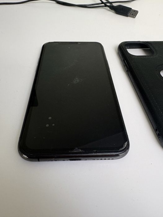 Iphone 11 pro stan idealny