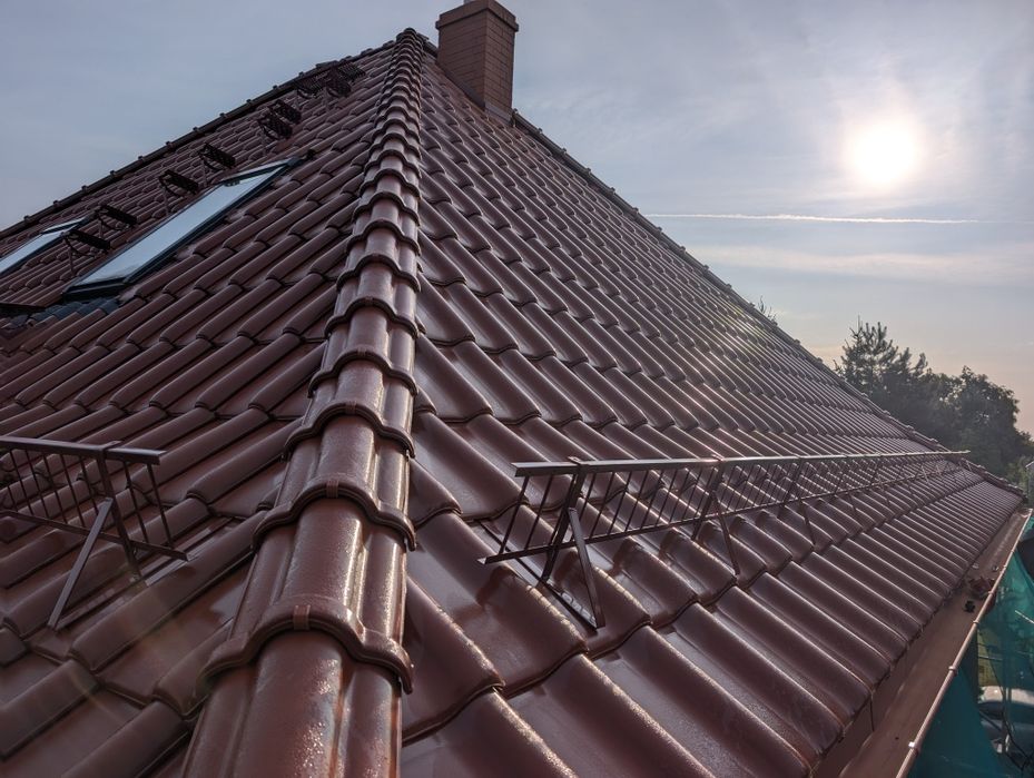 Sprzedaż pokryć dachowych i akcesoriów