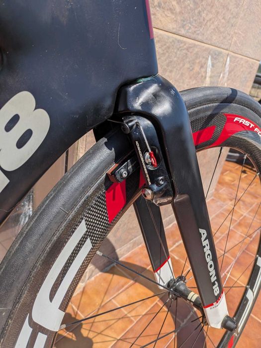 Argon 18 E116 TT M (54) + Rodas de Carbono Fast Forward + Selim Specialized