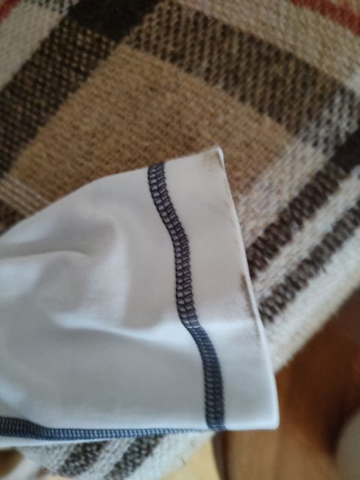 Bluza treningowa, golf zapinany na zamek.