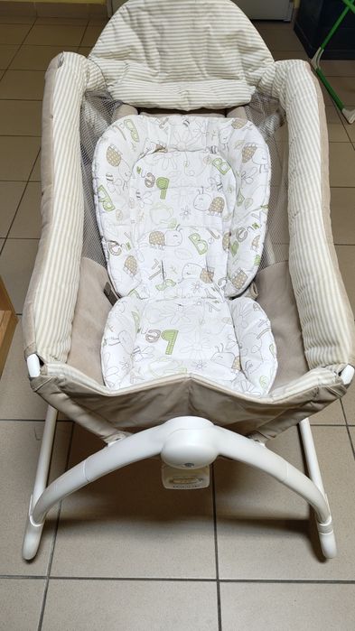 Kołyska z funkcją wibracji