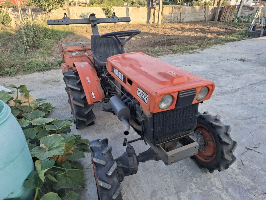 Kubota B6000 4X4