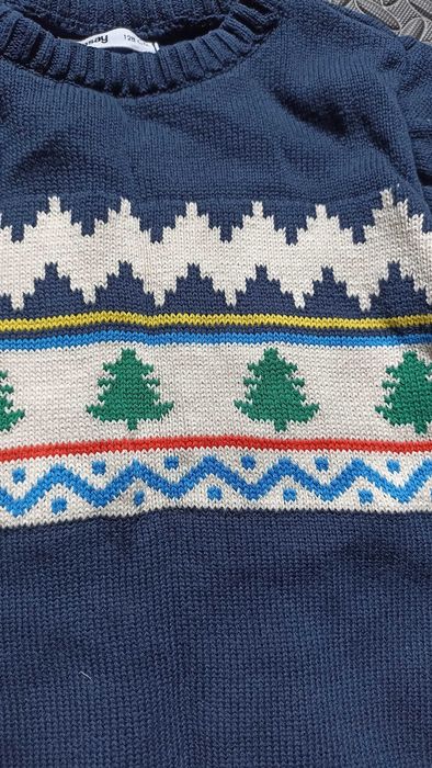 sweter świąteczny 128