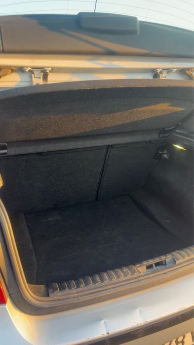 BMW 118 — fotografia 6