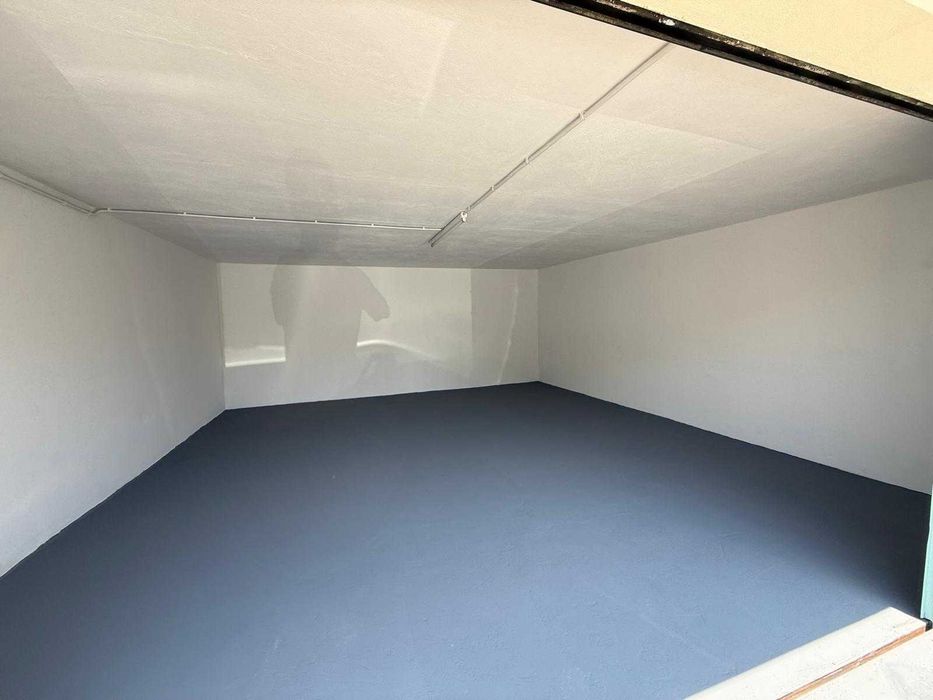 Garagem/Armazém - Arrendar