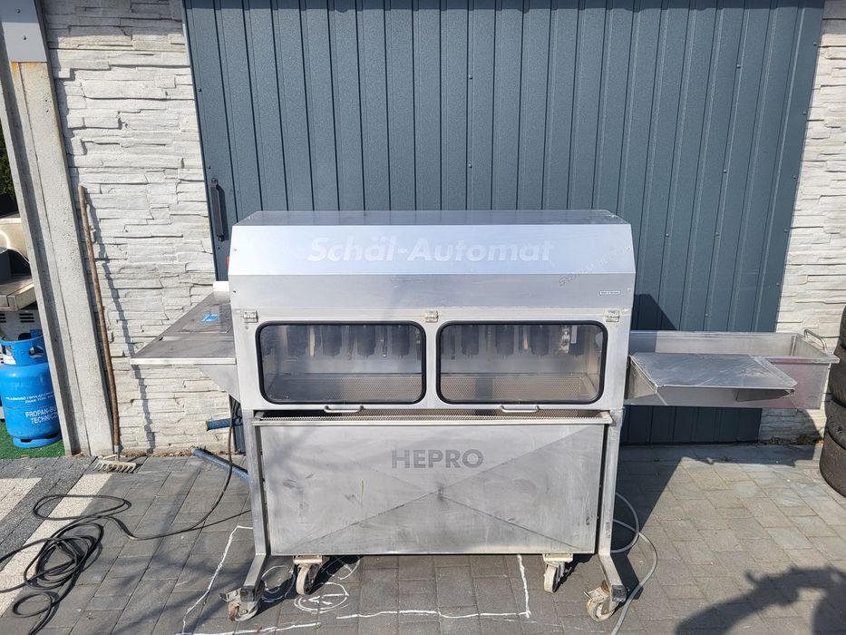 Maszyna do obierania szparagów  lub marchwi .