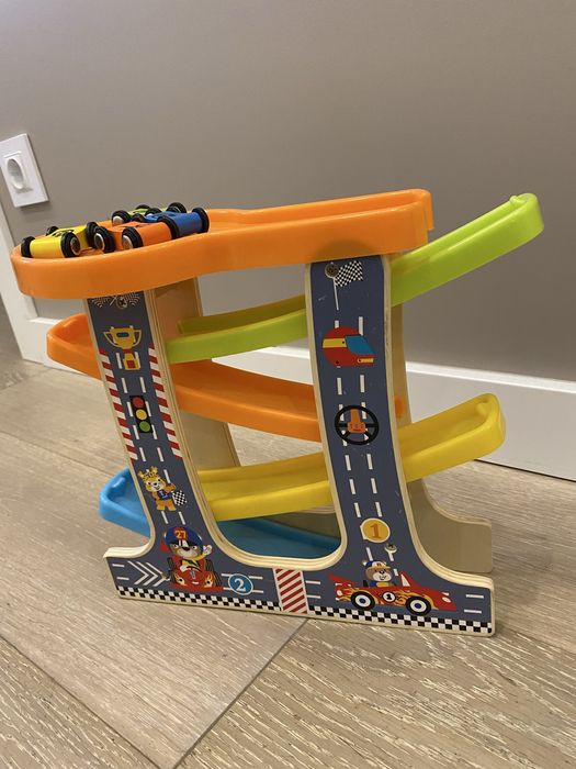 Деревʼяна іграшка Автотрек для діток 1-3 роки