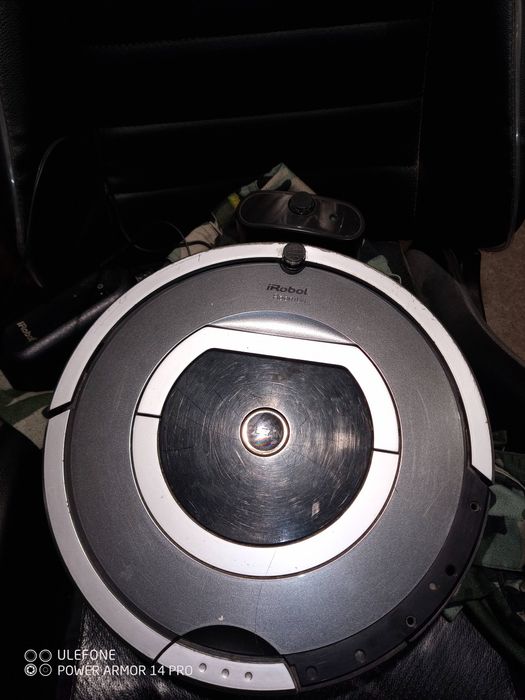 Robot sprzątający, odkurzacz iRobot rumba 780