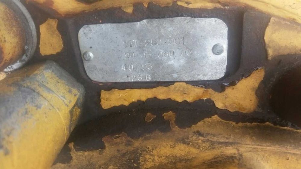 reduktor obrotu SAT 250/201 LIEBHERR 922