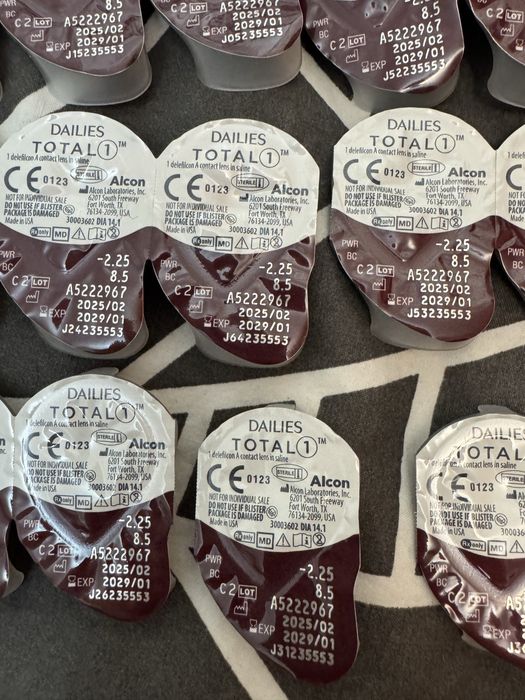 Total dailies 1 -2,25 16 штук одноденні лінщи