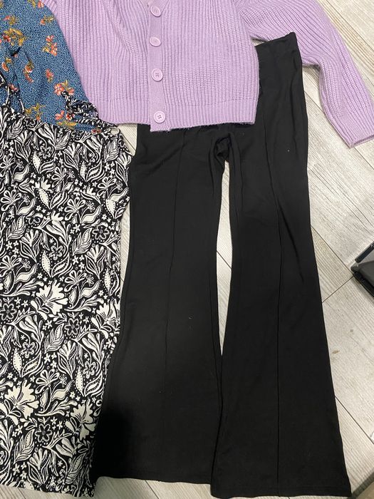 Набір жіночих речей розмір м штани кардиган плаття