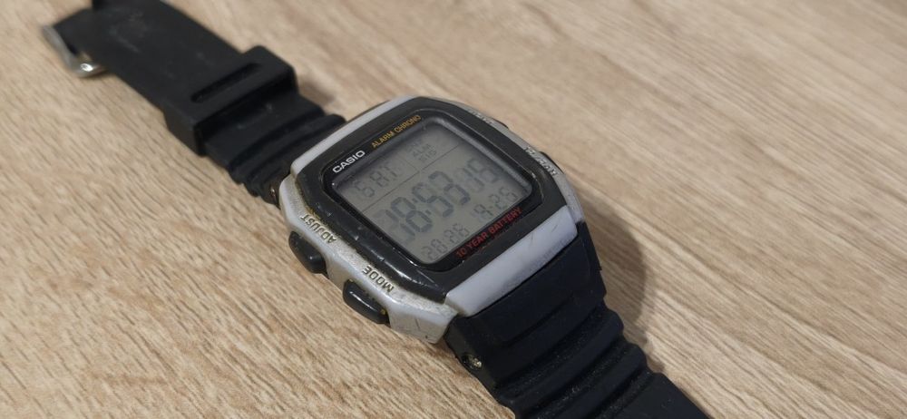 Zegarek Casio cyfrowy