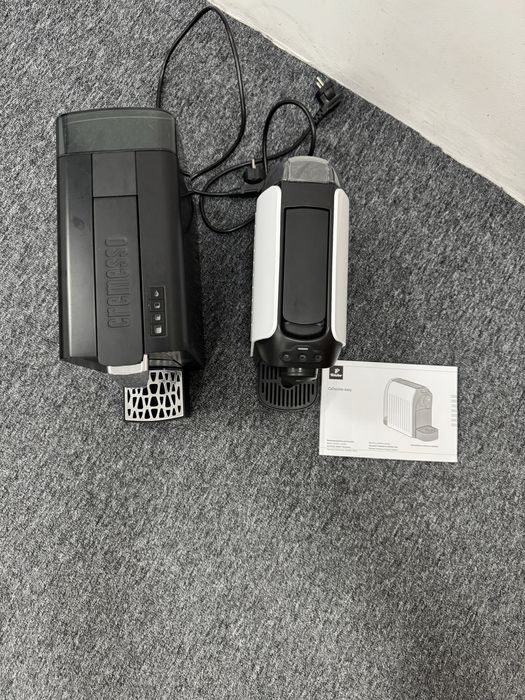 Капсульна кавоварка/кофемашинка