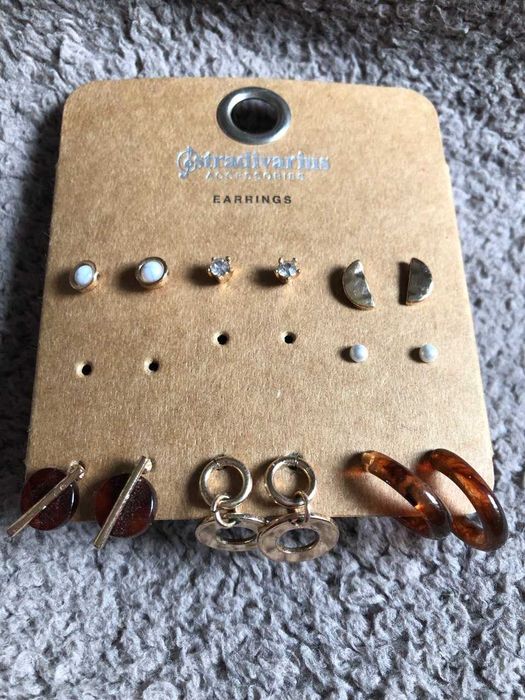 Сережки Stradivarius