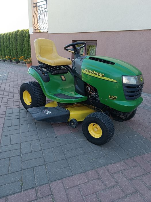 Traktorek kosiarka John Deere L100 + Gratis Pług do śniegu
