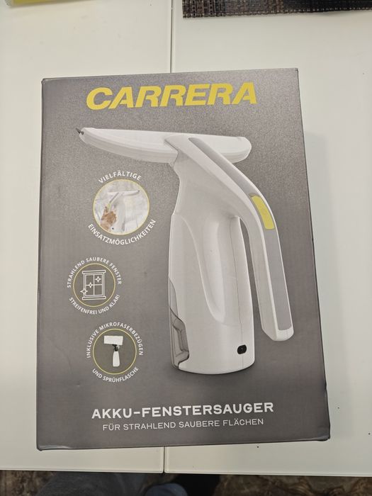 Акумуляторний віконний пилосос Carrera