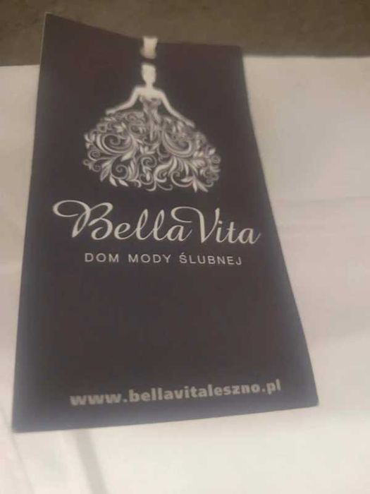 Suknia Ślubna LILA 09