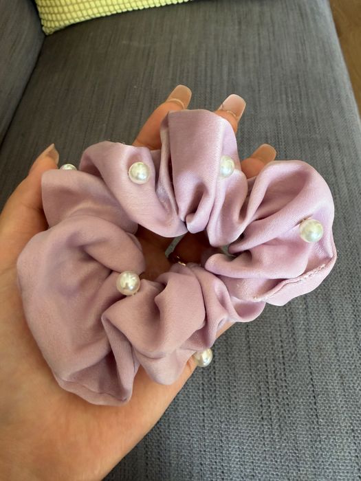Gumki do włosów scrunchie – 20 zł za komplet