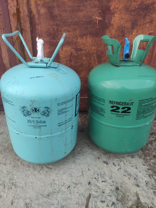 Фреон 22 та 134.