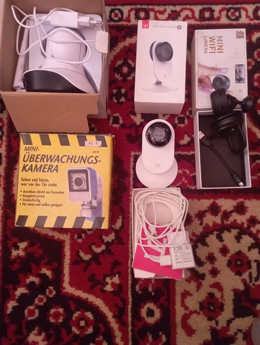 Камери відеоспостереження нові