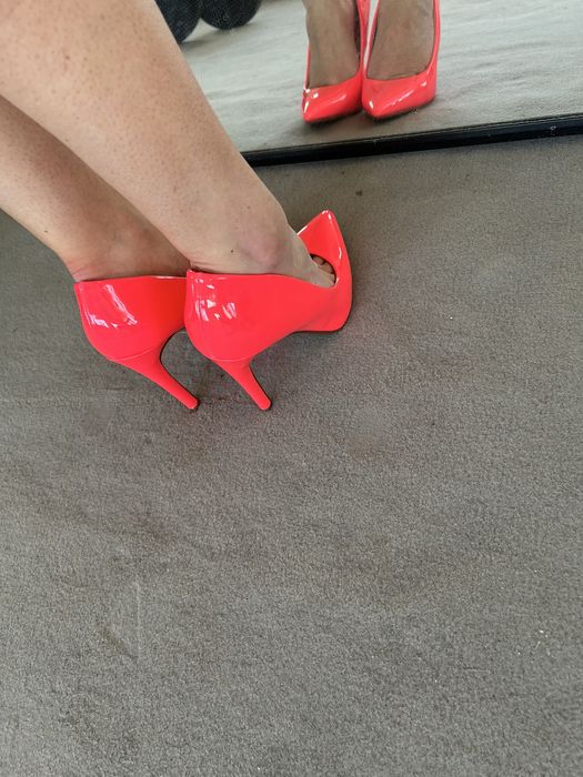 Szpilki damskie 37 neonowy róż malina