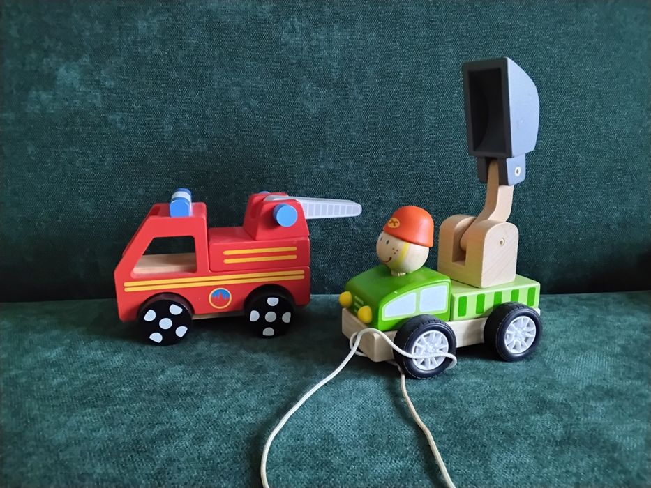 Samochodziki drewniane