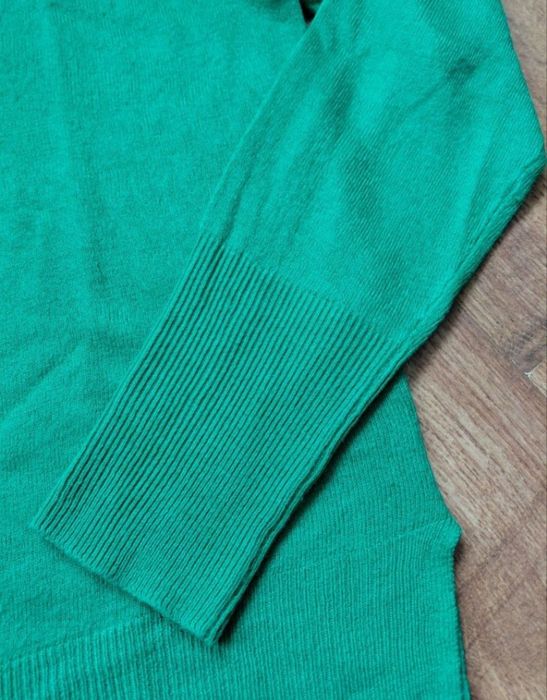 Sweter zielony cienki rozmiar L