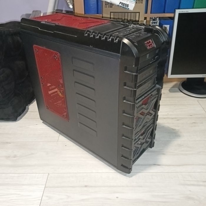 Komputer gamingowy x strike