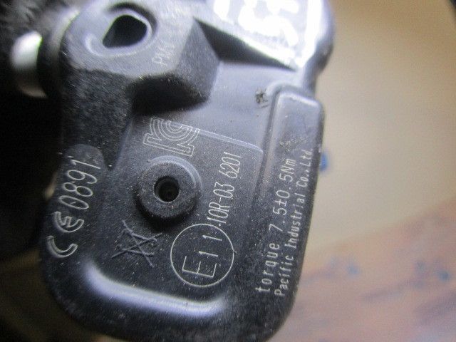 Módulo de pressão de pneus NISSAN Juke (F15)