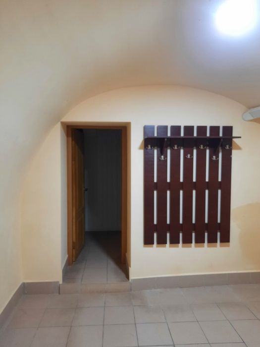 Оренда приміщення 145 м2 в районі Універмагу