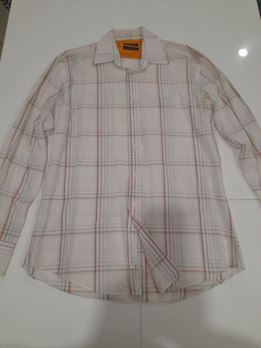Conjunto camisas e calças