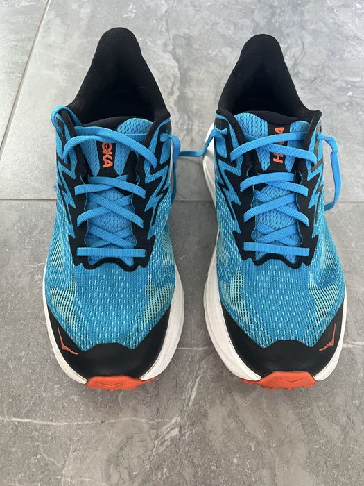 Hoka Challenger 8 43 1/3